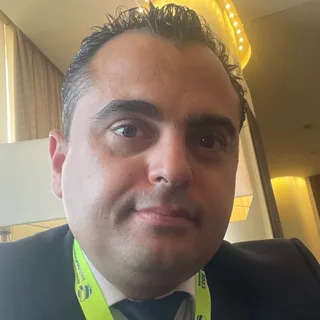 الأستاذ الحبيب بشير
